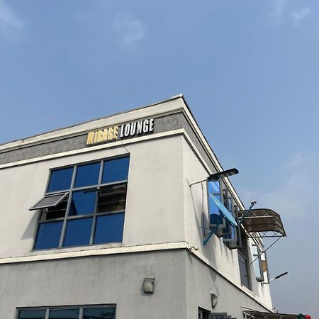 Mirage Lounge Hotel Aja ภายนอก รูปภาพ